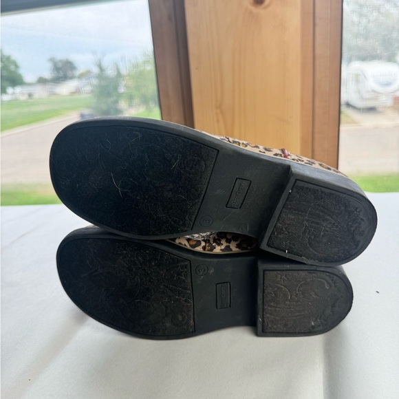 Cheetah Print Cowgirl Boots - Picture 4 of 4